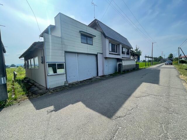 detached 湯沢市八幡字伊勢堂