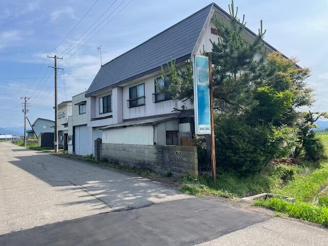 detached 湯沢市八幡字伊勢堂