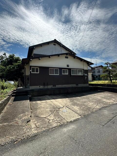Cheap house for sale in Kurayoshi, Tottori