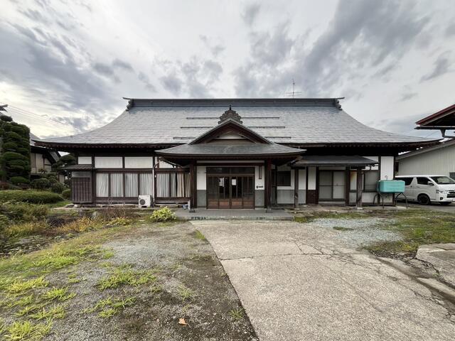 Cheap house for sale in Higashimurayama, Yamagata