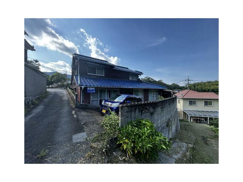 Iwakuni City, Fujio-cho 4-chome (Fujio Station) 2-story 3LDK