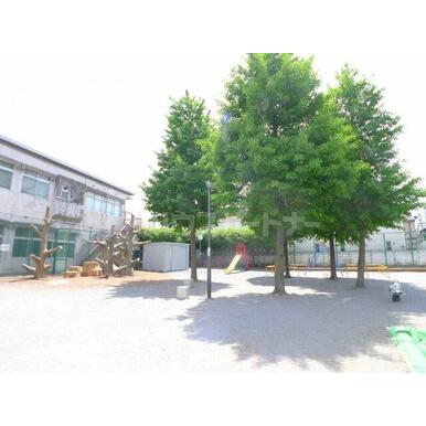 足立1丁目児童遊園 距離:1,050m