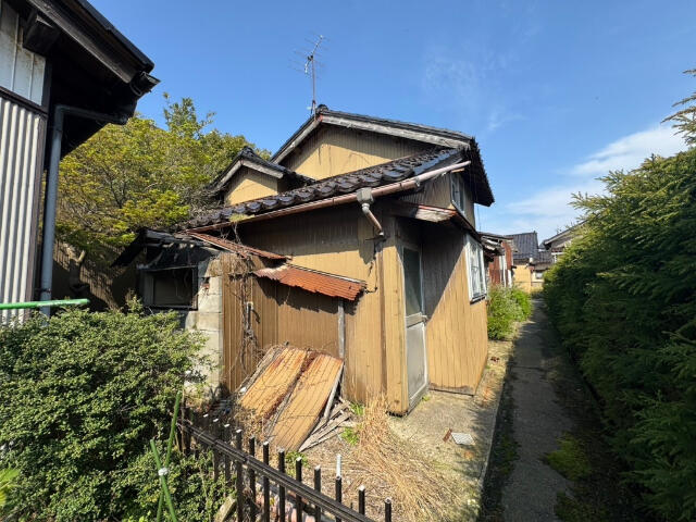 Cheap house for sale in Kanazawa, Ishikawa