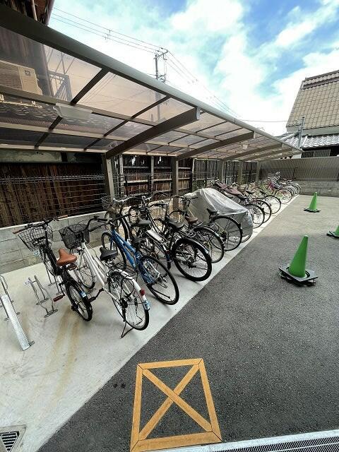 アットホーム カーサ ロイヤル吹田1番館 4階 1k 提供元 sumosumo江坂店 株 プラン ドゥ シー 吹田 市の賃貸マンション アットホーム カーサ ロイヤル吹田1番館 4階 1k 提供元 sumosumo江坂店 株 プラン ドゥ シー 吹田 市の賃貸マンション