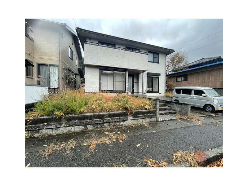 Tsuruga City, Fujigaoka Town (Tsuruga Station) 2-story 5SLDK