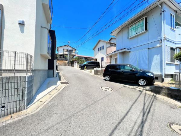 アットホーム 横浜市泉区 岡津町 弥生台駅 3階建 ４ｌｄｋ 横浜市泉区の中古一戸建て 提供元 朝日土地建物 株 戸塚支店 営業２課 一軒家 家の購入