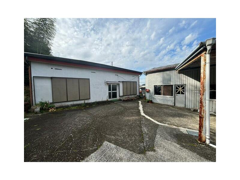 Nogamishin, Kainan-shi, Kanagawa 4DK

1.8 million yen