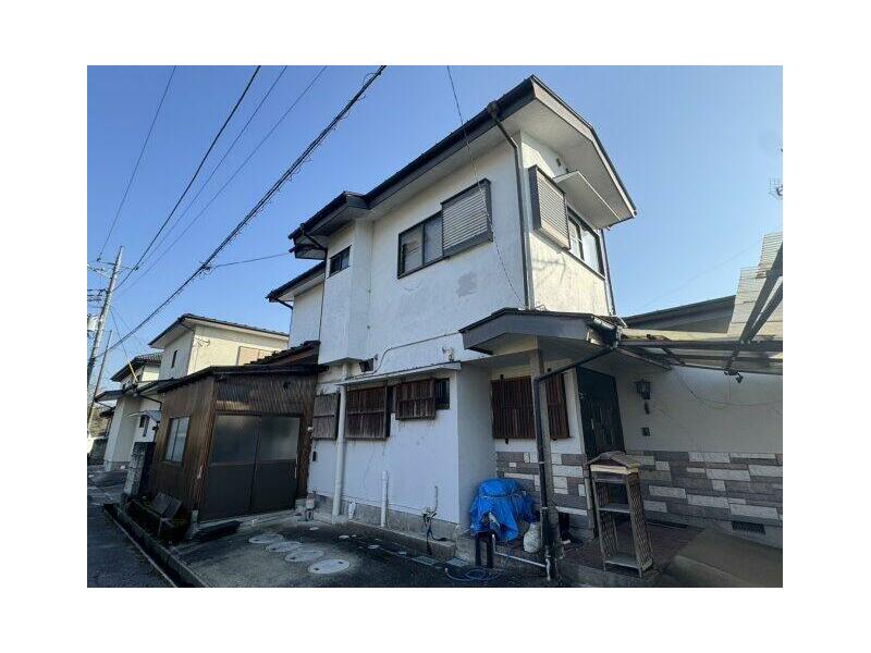 20 minutes on foot from JR Ryomo Line "Yamamae" Station