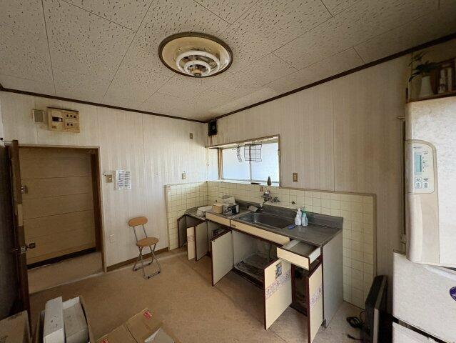 Fukuyama, Hiroshima property