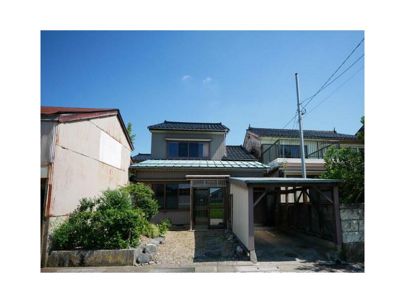 Takaoka City, Fushiki Ichinomiya 1-chome (Etchu Kokubun Station) 2-story building 6K