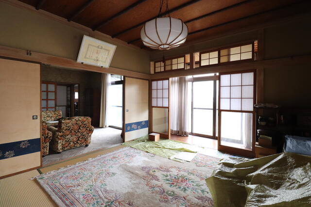 アットホーム】三次市 十日市中4丁目 (三次駅 ) 2階建 7DK アットホーム】三次市 十日市中4丁目 (三次駅 ) 2階建 7DK