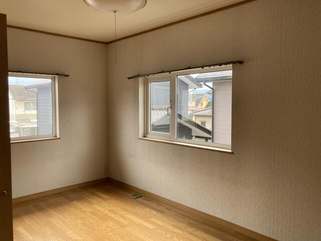 アットホーム 砺波市 柳瀬 油田駅 2階建 ４ｌｄｋ 砺波市の中古一戸建て 提供元 中部地所 一軒家 家の購入