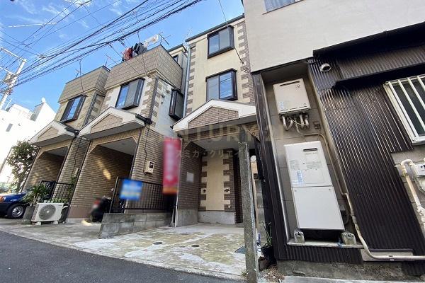 アットホーム 渋谷区 本町５丁目 西新宿五丁目駅 3階建 ４ｄｋ 渋谷区の中古一戸建て 提供元 センチュリー21スミカ クリエイト 一軒家 家の購入