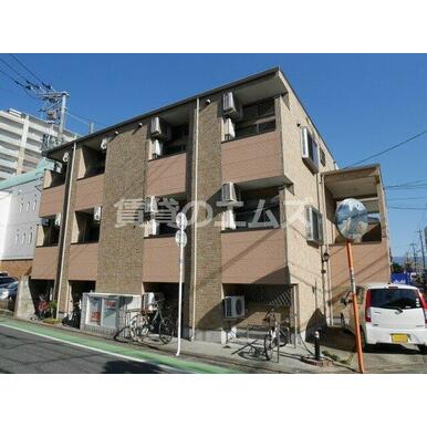 プライムコート大橋の外観