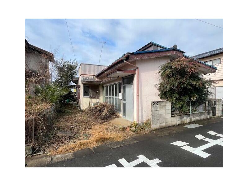 Ushiku City, Okami Town (Ushiku Station) Single-story building 5DK