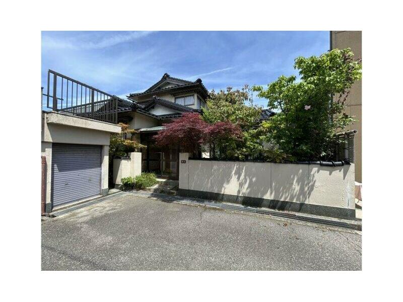 Kanazawa City, Kanazueast 1-chome, 2-story, 6DK