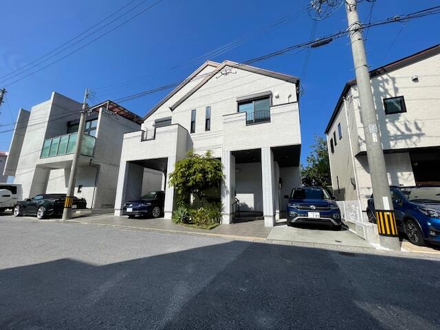Cheap house for sale in Tomigusuku, Okinawa