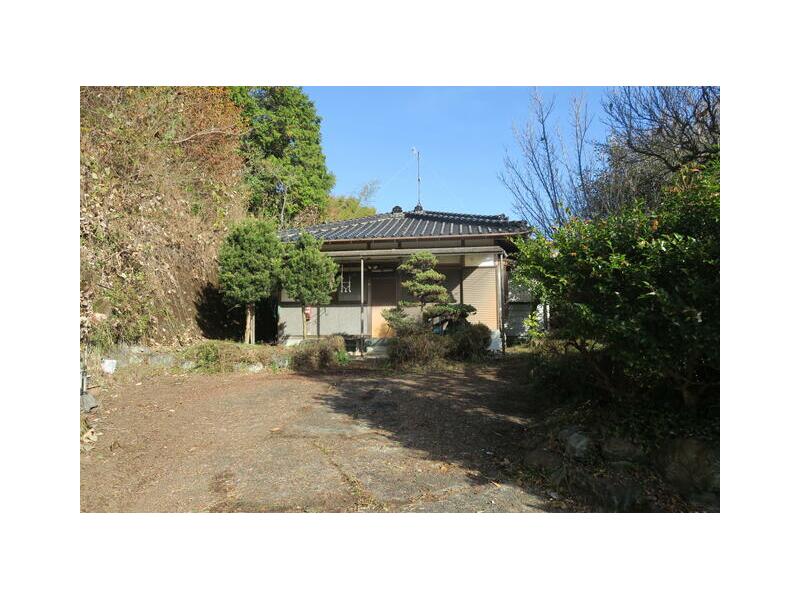 Oaza Akaji, Kuroda District, Kotake Town (Katsuno Station) Single-story building 3DK