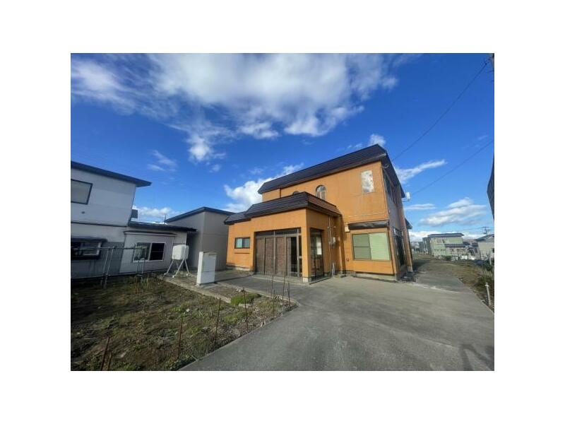 Aomori-shi, Aomori 2F 8DK

8.9 million yen