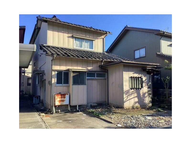 Takaoka City, Iguchi Hon-e (Takaoka Station) 2-story building 8DK