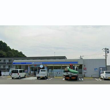 ローソン 掛川平野店 距離:300m