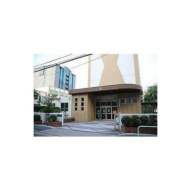 名古屋市立老松小学校 距離：428m