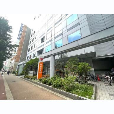 西中島南方駅前郵便局 距離:681m