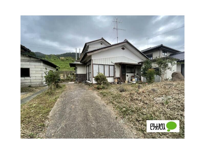 Shiroishi-shi, Koshihe (Kaida Sta.) 2F 6DK

1.5 million yen