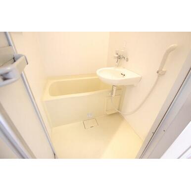 ※別部屋の写真です