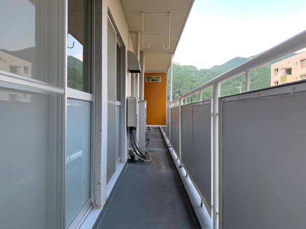 apartment 八幡町稲成