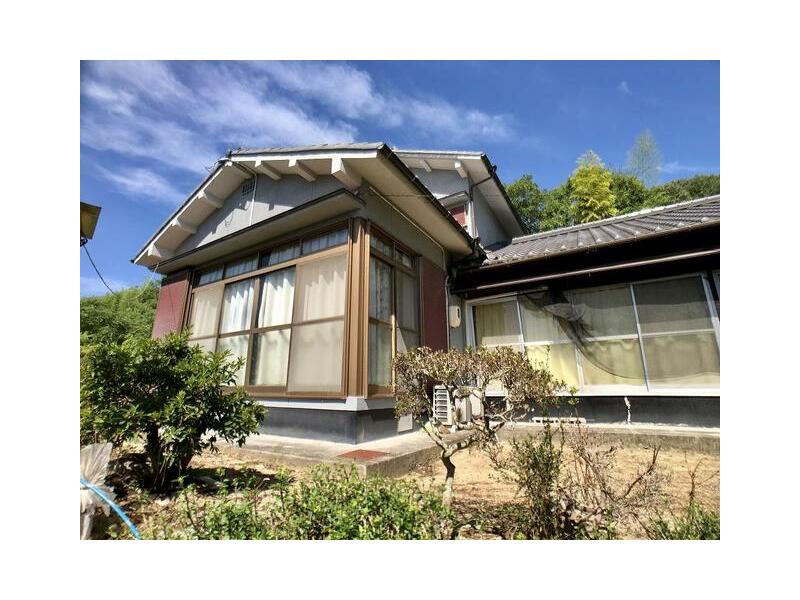 2F 6DK in Eoku, Mukaishima-cho, Onomichi-city

1,000,000 yen