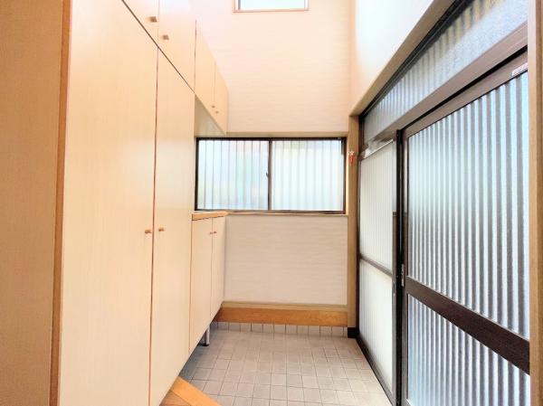 アットホーム 横浜市港南区 芹が谷5丁目 上大岡駅 2階建 4ldk 横浜市港南区の中古一戸建て 提供元 朝日土地建物 株 戸塚支店 営業1課 一軒家 家の購入 アットホーム 横浜市港南区 芹が谷5丁目 上大岡駅 2階建 4ldk 横浜市港南区の中古一戸建て 提供元 朝日土地建物 株 戸塚支店 営業1課 一軒家 家の購入