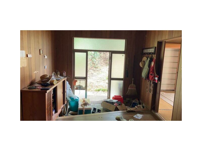 Korenaga, Okimi-cho, Etajima-shi, Etajima Single-story house, 3LDK

800,000 yen