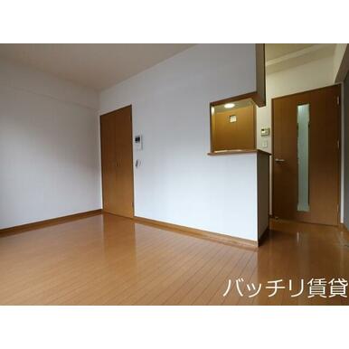 画像は別号室タイプの為、現状を優先致します。
