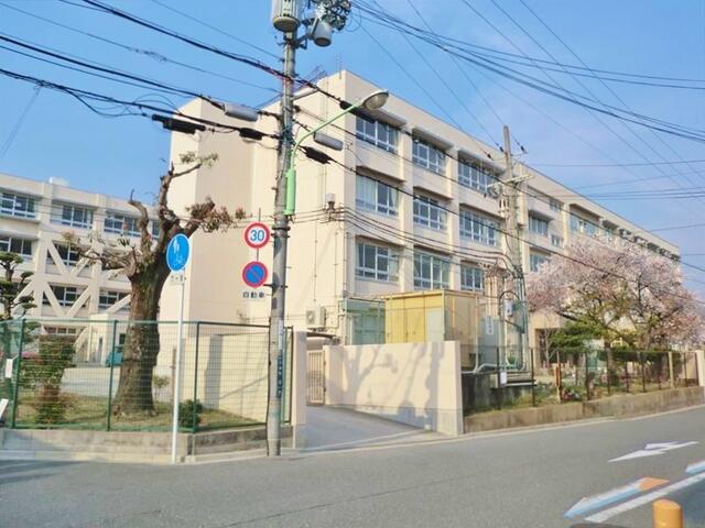 アットホーム 大東市 氷野１丁目 住道駅 3階建 ２ｌｄｋ 大東市の新築一戸建て 提供元 株 スミコー 一軒家 家の購入