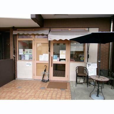 ぱん工房ブレッド50 距離:85m