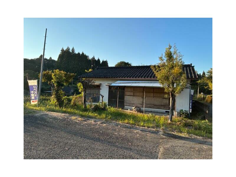 Uranona, Irirai-cho, Satsumasendai-shi, Satsumasendai-shi, Satsumasendai-shi, Satsumasendai-shi, Ibaraki

1,580,000 yen