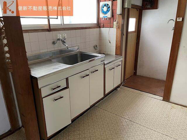 1-chome, Zenshoji-cho, Suma-ku, Kobe City (near Itayado Station) 2-story building, 4DK &mdash; photo 3