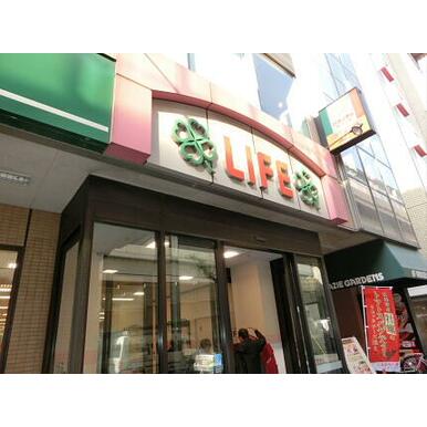 ライフ　笹塚店 距離：295m