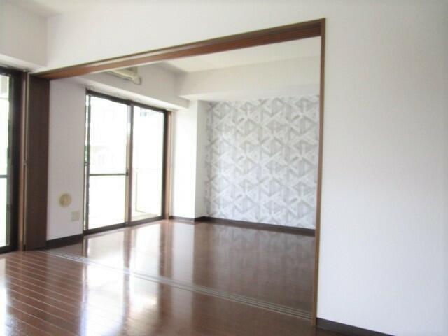 アットホーム 町田市 南町田５丁目 南町田グランベリーパーク駅 ２０１ ２ｌｄｋ 提供元 株 賃貸ステーション 大和店 町田 市の賃貸マンション