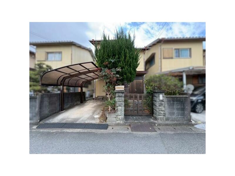 Wakayama City, Kinomoto (Yahata-mae Station) 2-story 5DK