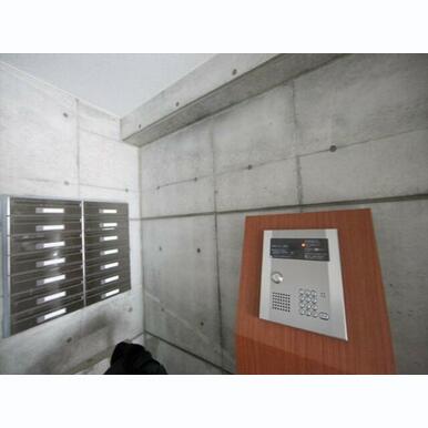 エントランス 1フロア2部屋 オートロック