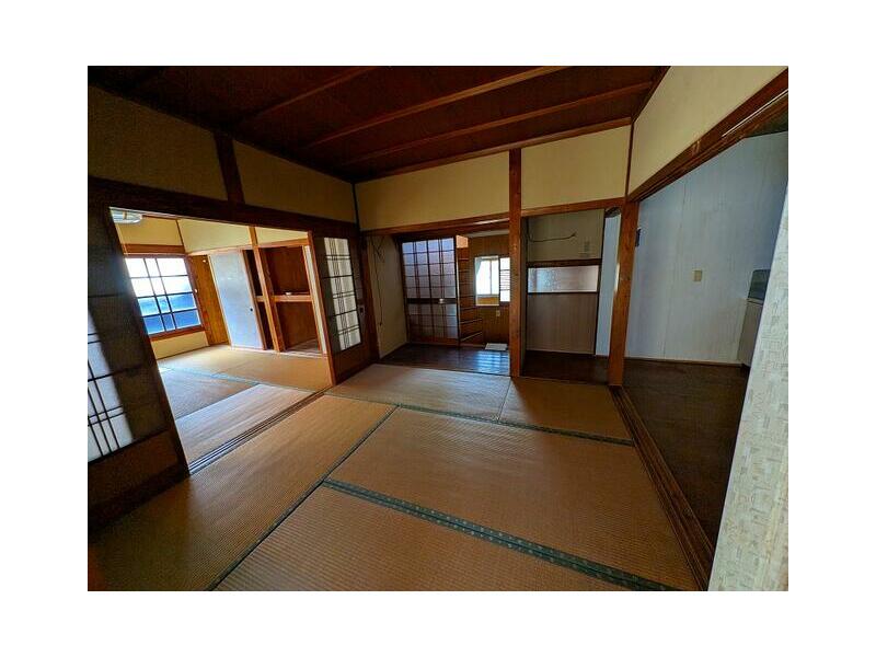 Gobō City, Yukawa Town Komatsubara (Gobō Station) 2-story building 6K