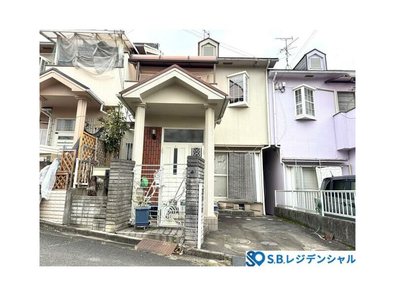 Yamato Koriyama City Nishitanaka-cho (Yamato Koizumi Station) 2-story 4DK