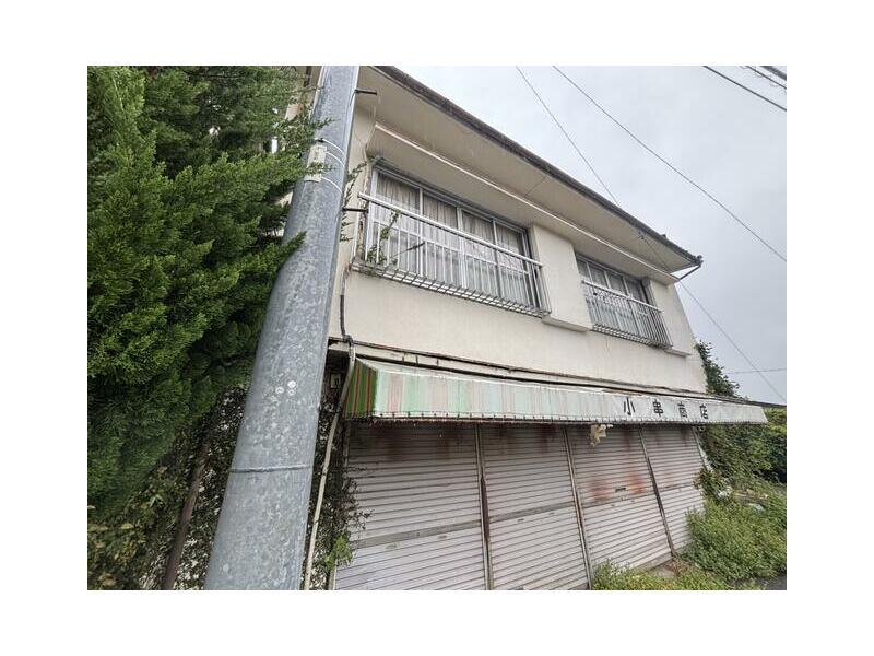 長崎市 秋月町 （長崎駅 ） 2階建 3LDK
								
																													200万円