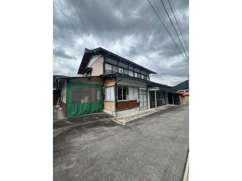 Takayama City, Shōkawa-cho Isshiki 2-story 8DK