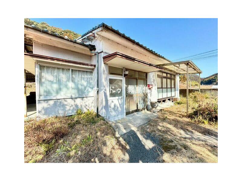 Kirishima-shi, Kirishima Hayato-cho Matsunaga （Hitoyama station） Single story house 4DK

2,000,000 yen