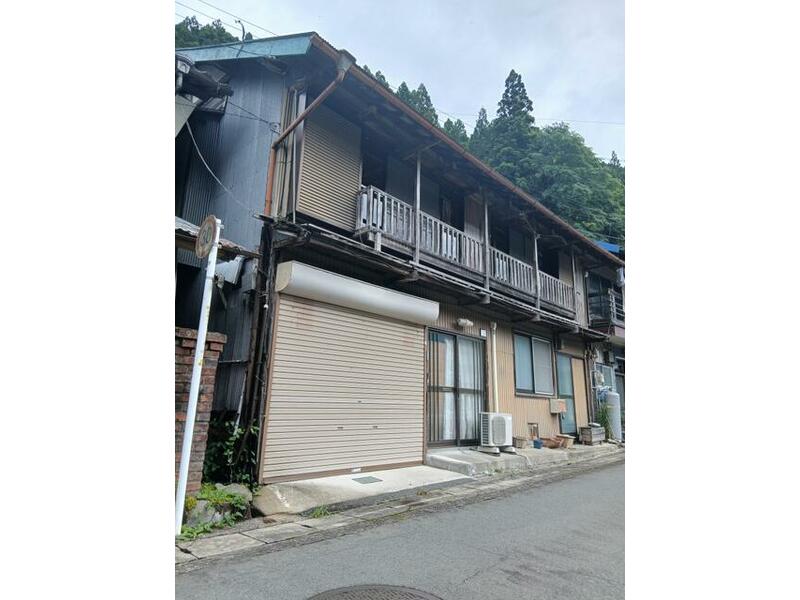 Oi, Sakuma-cho, Tenryu-ku, Hamamatsu City (Sakuma Station) 2-story building 6DK