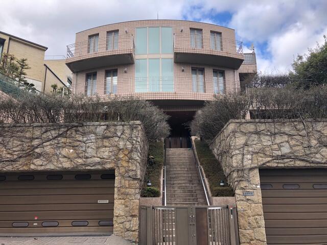 市 町 芦屋 六麓荘 芦屋のお金持ちが住む六麓荘とは？高級住宅街の豪邸の住民の職業は？