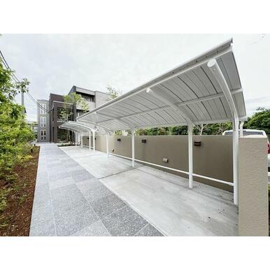 屋根付き駐輪場